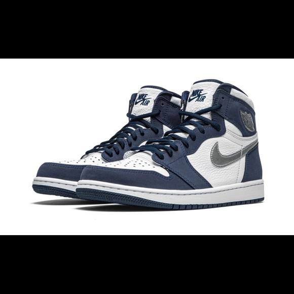 Are you planning on copping the Jordan Midnight Navy 1 AIR JORDAN 1 RETRO HIGH
\